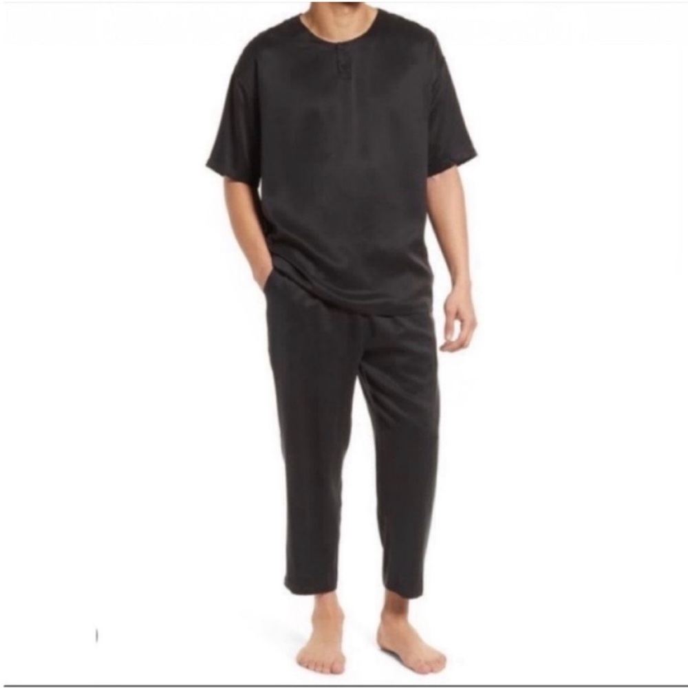 NWOT Lahgo washable silk pajama set